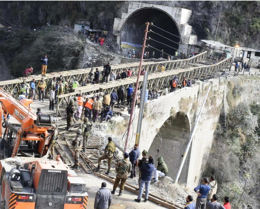 Closure of NH44; Trial run of Bailey bridge tomorrow: DC Ramban