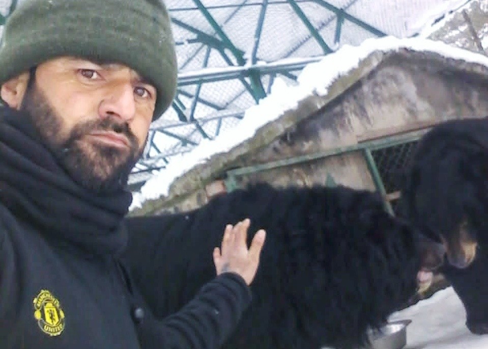 Farooq Kumar: A man who feeds wild bears by hand