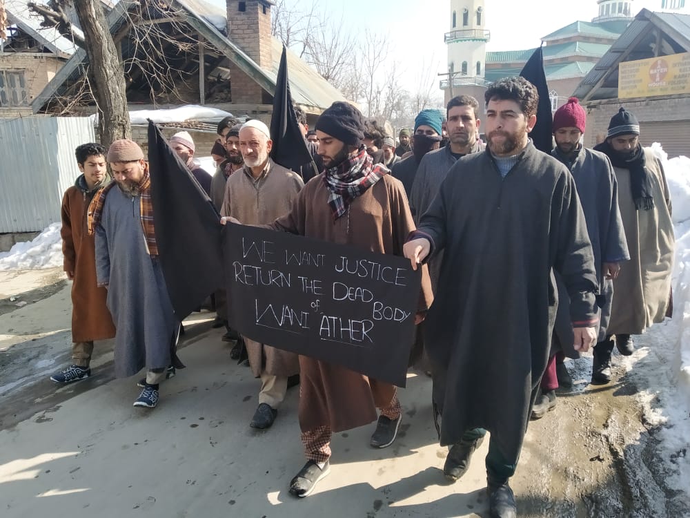 Lawaypora encounter:Will hold quiet funeral at night if authorities return bodies say Families