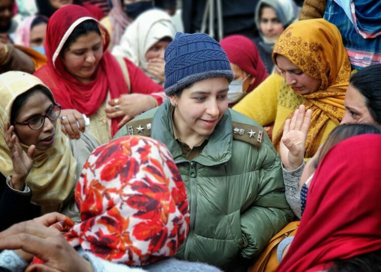 No country for Pak women, demand docs to travel home