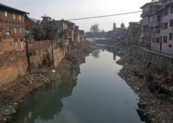 Choked with garbage, once famous streams Chount Koul, Sonar Koul, Gagribal gasping for breath