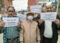 JKTDC retired employees protest at Press Enclave, demand release of arrears pending since 2006