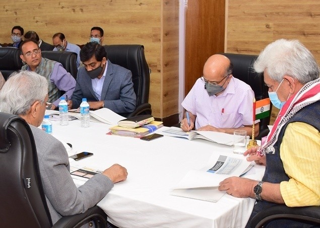 LG Manoj Sinha chairs 3rd high level meeting of power sector experts to revamp power supply in J&K LG Manoj Sinha chairs 3rd high level meeting of power sector experts to revamp power supply in J&K