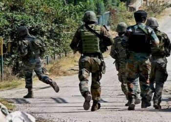 Gunfight rages in Rawalpora Shopian