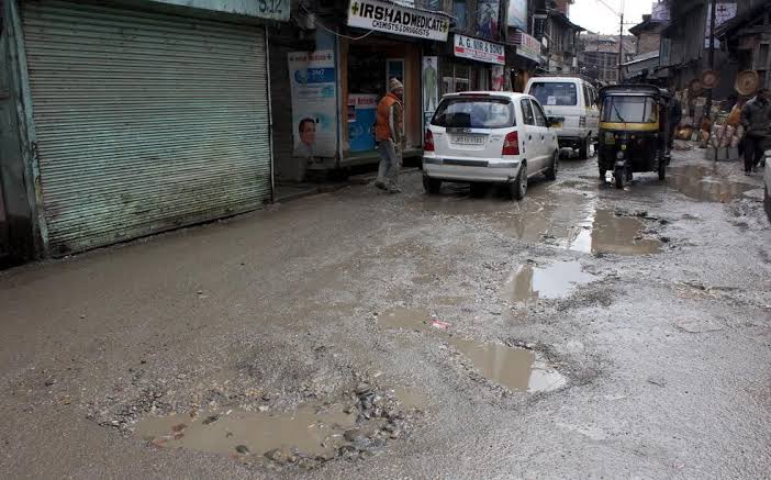 Dilapidated roads in Srinagar irk commuters Dilapidated roads in Srinagar irk commuters