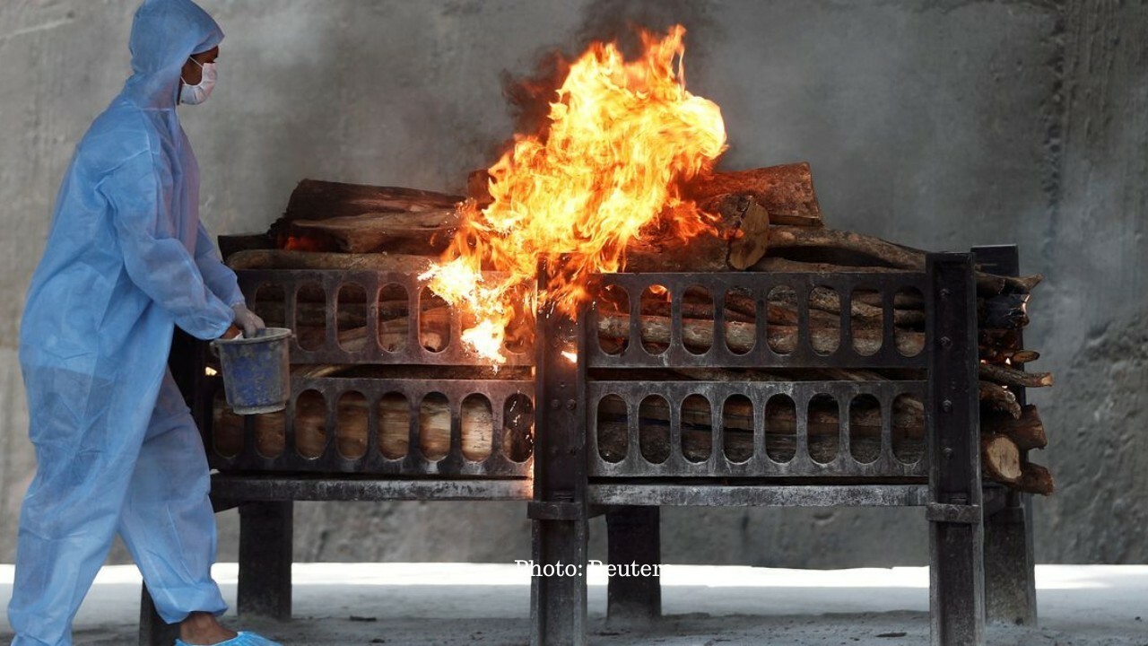Non-stop cremations cast doubt on India's counting of COVID dead Non-stop cremations cast doubt on India’s counting of COVID dead