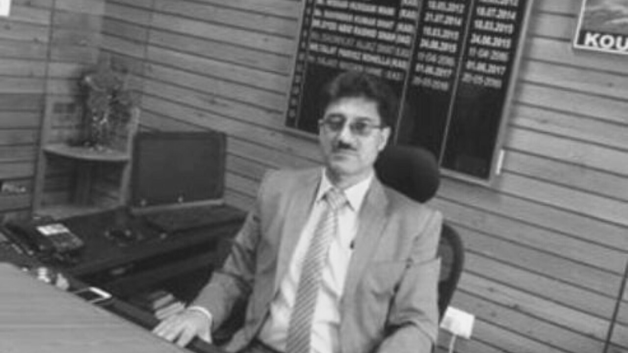 Senior KAS officer from Sgr dies of Covid-19 Senior KAS officer from Sgr dies of Covid-19