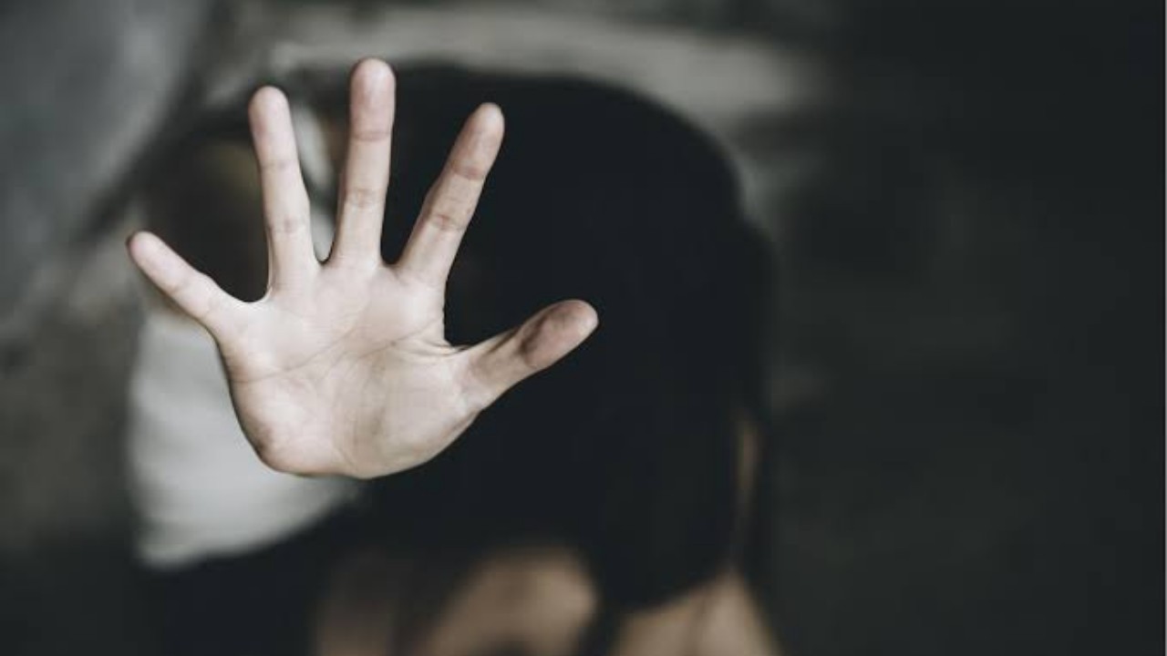 Two held for raping girl inside truck in Nipora, Kulgam