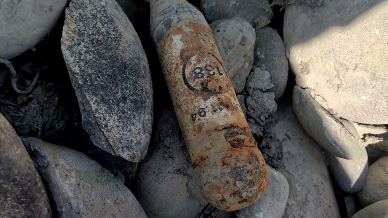 Rusted shell defused in kunzar, Tangmarg
