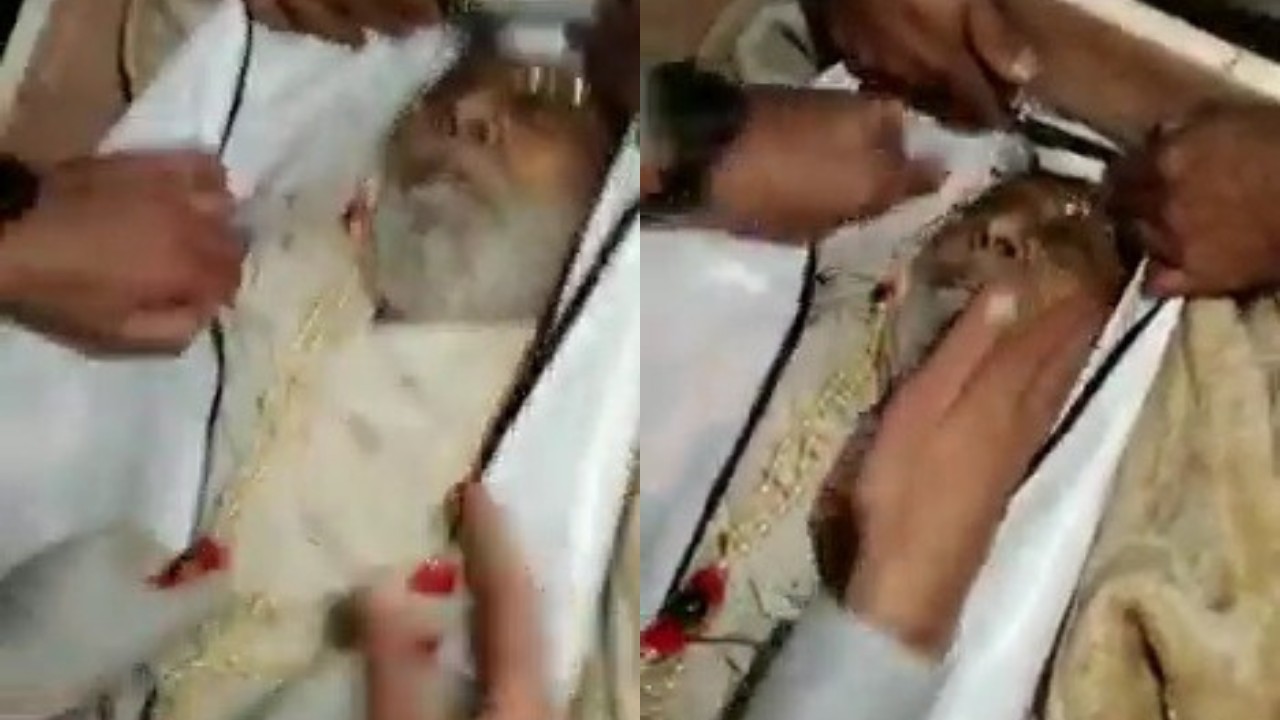 Ashraf Khan Sehraie Laid to Rest in Martyrs Graveyard in Ancestral Village Tekipora Lolab