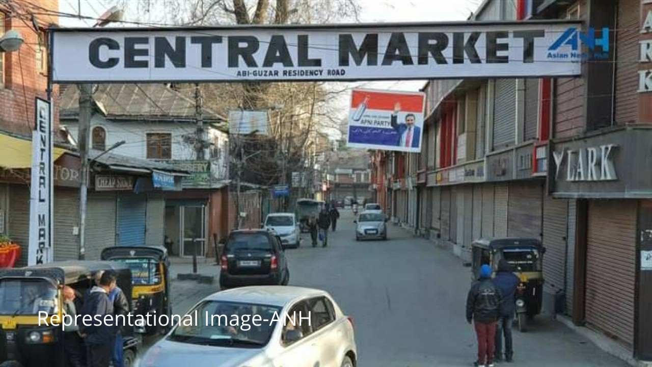 Relaxation in Corona lockdown makes little impact on business revival in Valley: Traders