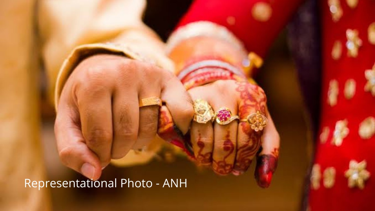 5 percent women, 9 percent men getting married in J&K before attaining marriageable age: Survey Concern | 27% women, 35 percent men inof 20-49 age group never married in J-K: Survey