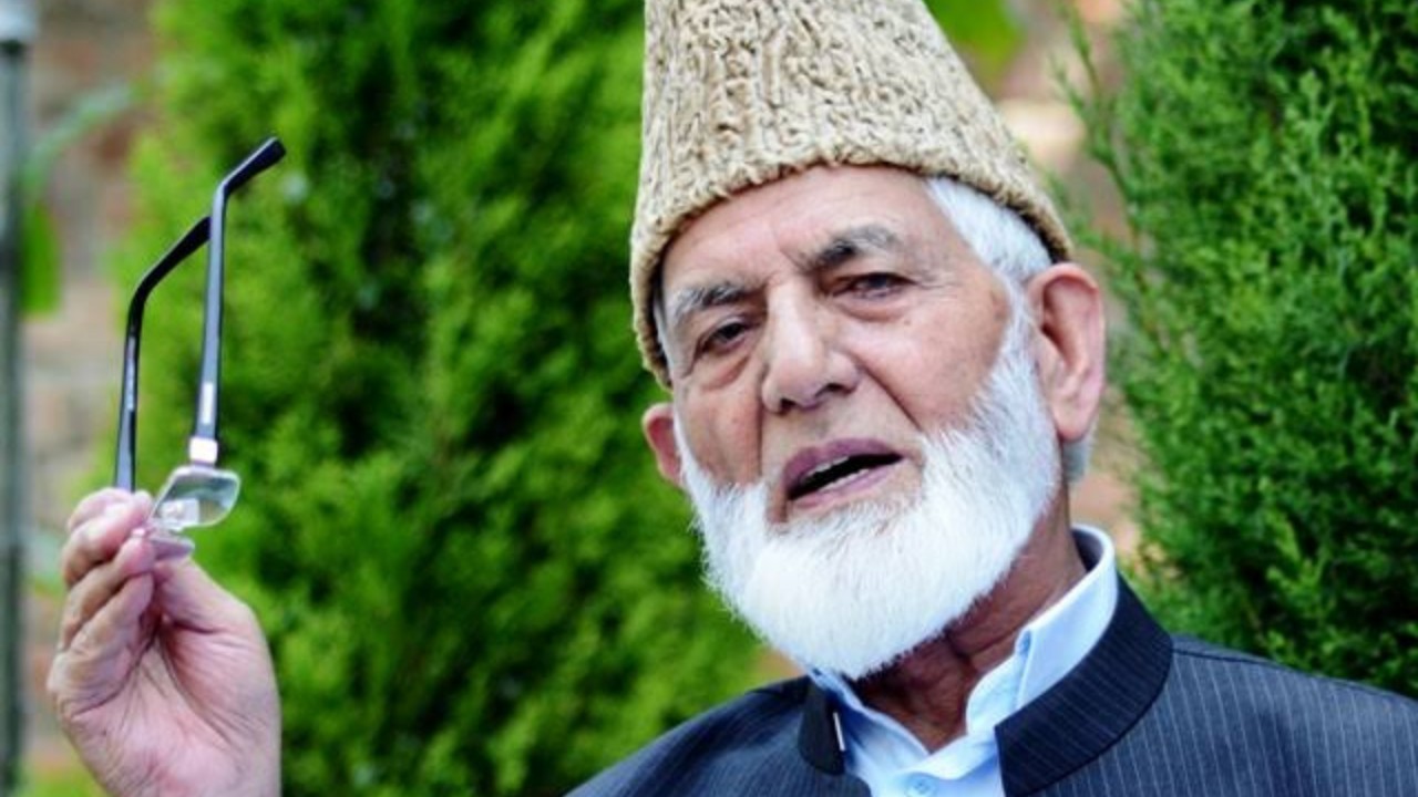 ED sends demand notice of Rs 14,40,000 to SAS Geelani