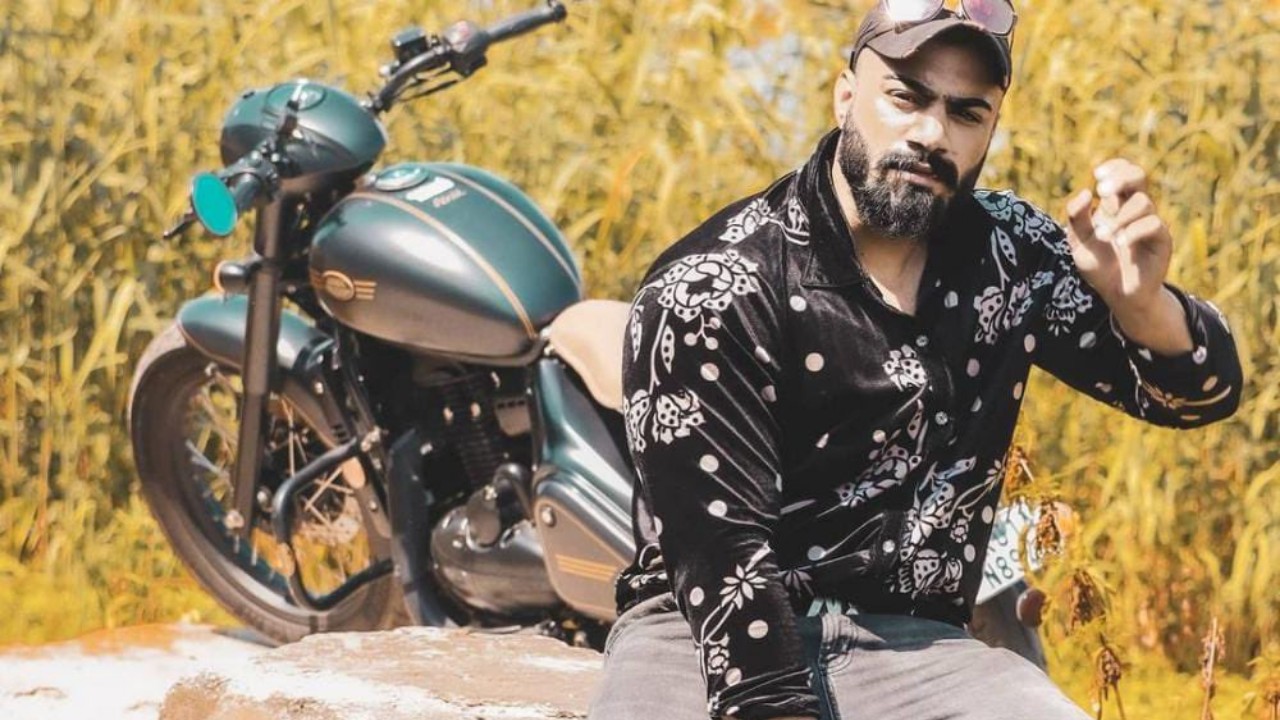 Youth shot dead in Nawa Kadal