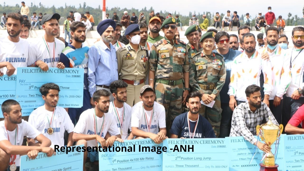 In a first, Police, army holds face to face interaction with families of militants in South Kashmir