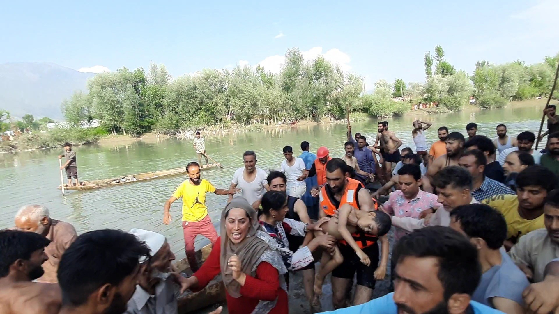 6-yr-old boy drowns to death in Nallah Sindh