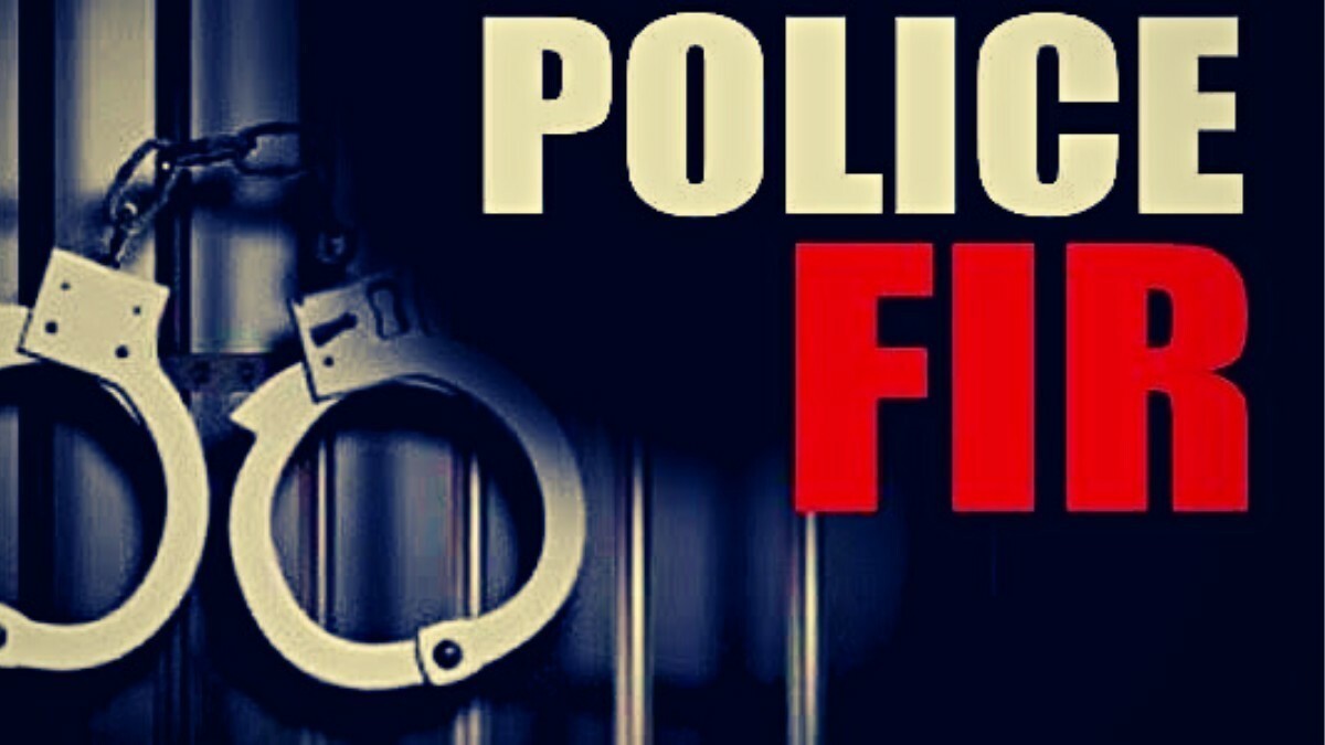 Family members, ‘Miscreants’ booked under Unlawful activities for raising “anti Indian slogans” and putting Pak flag on Geelani’s body