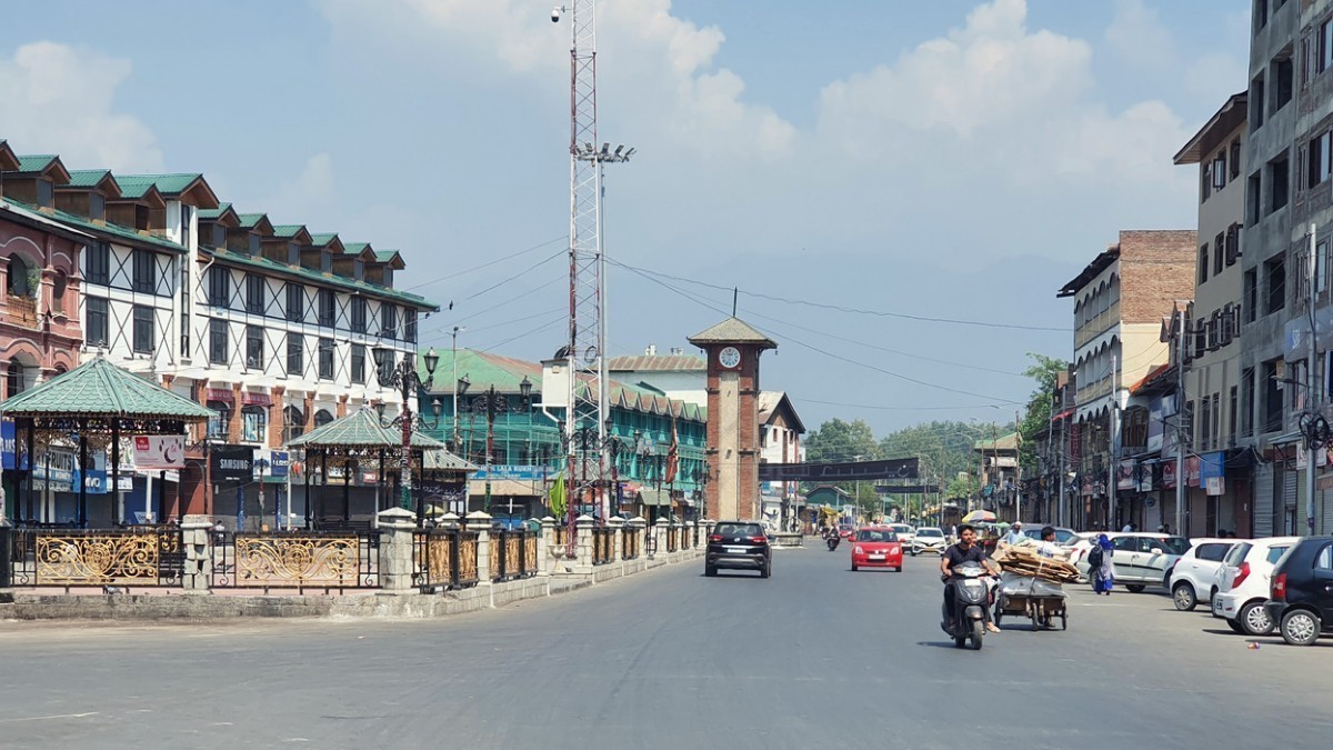 Geelani’s Death—Day 3: Amid relaxations in curbs, ‘silence’ prevails in Kashmir