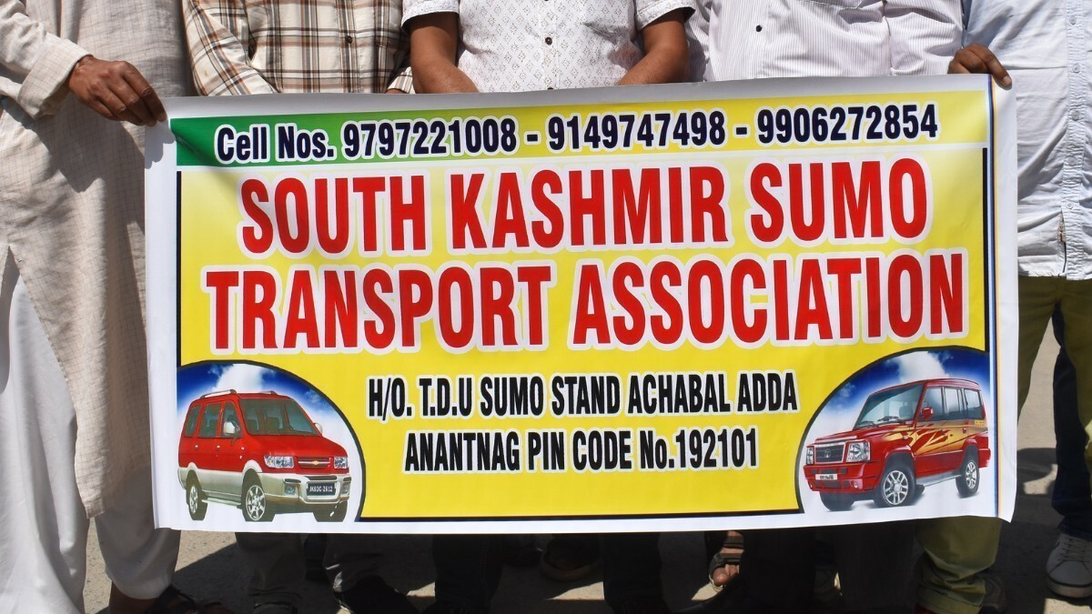 SKSTA hold protest, demand release of Payments for hiring their vehicles during DDC, BDC elections