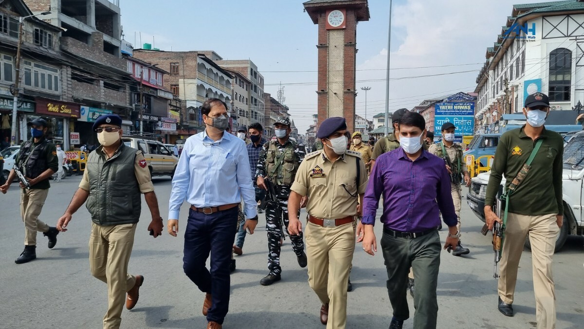 Will impose strict lockdown in some Sgr areas for violating COVID SoPs: DC Sgr Will impose strict lockdown in some Sgr areas for violating COVID SoPs: DC Sgr