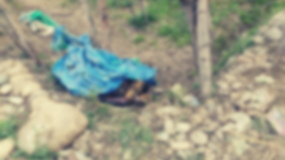Decomposed body wrapped in tarpaulin Rlrecovered in Kulgam