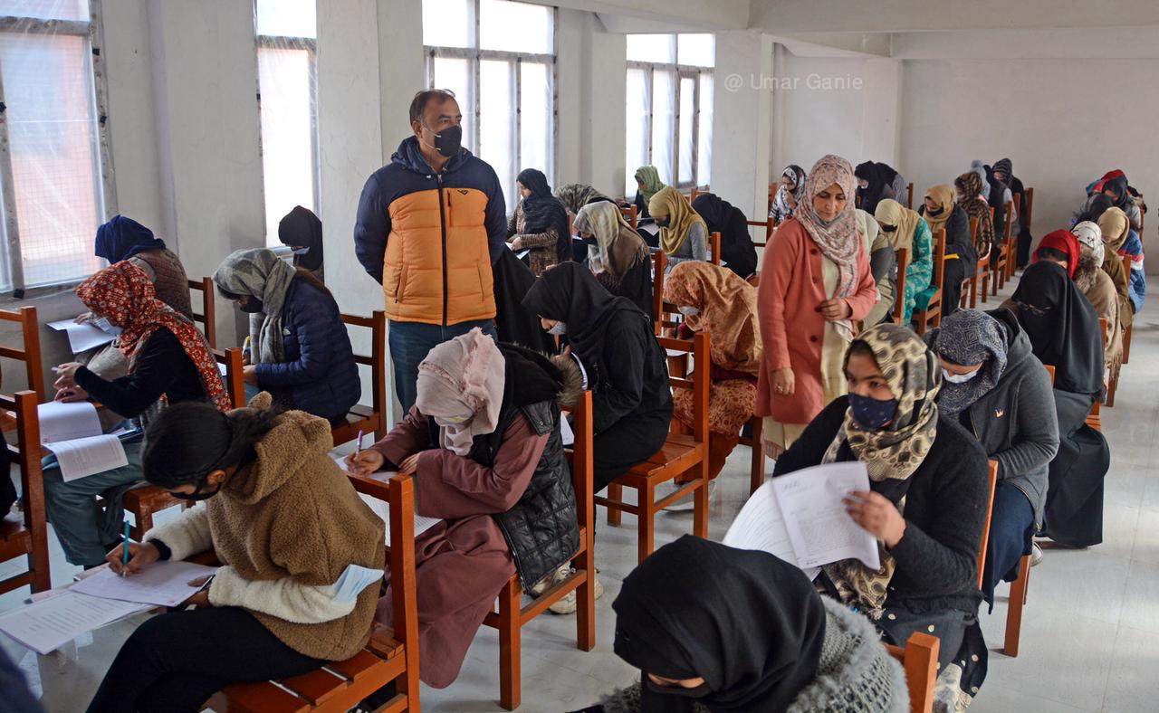 Class 12th exams held in Kashmir amid rise in COVID-19 cases