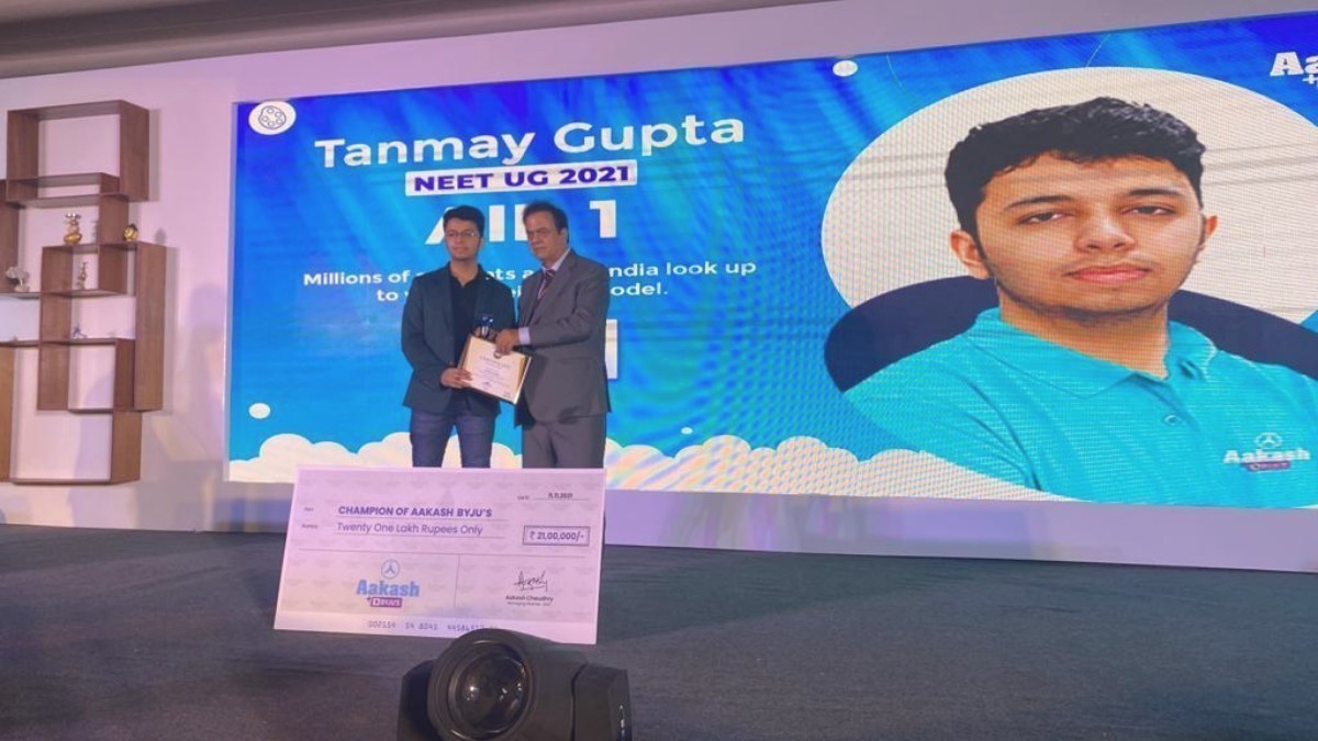 NEET topper Tanmay Gupta from Jammu felicitated at Leela Ambience Gurgaon NEET topper Tanmay Gupta from Jammu felicitated at Leela Ambience Gurgaon