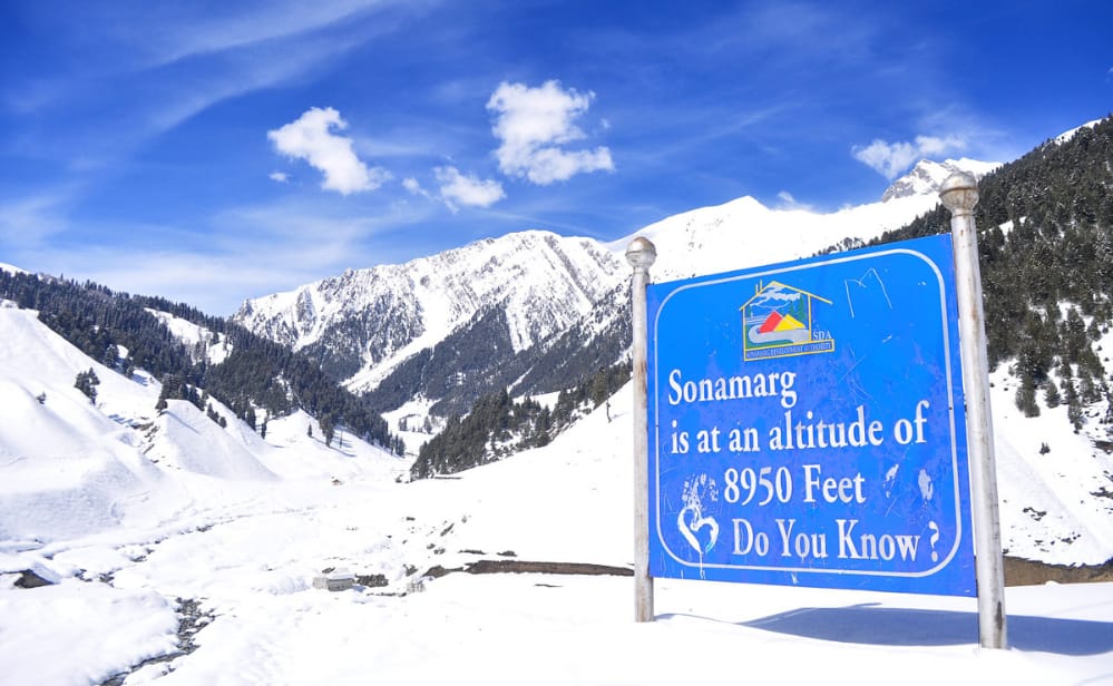 Sonmarg witnesses tourist rush, 19,526 visited in past 15 days