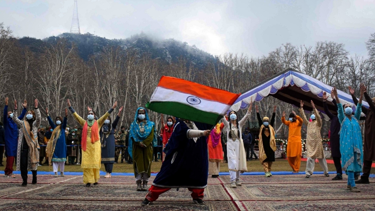 Jan 26: Amid drone surveillance, R-Day passes off peacefully in Kashmir