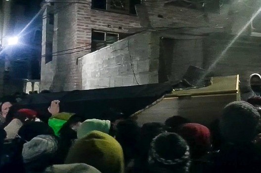 Body of MBBS girl student, who died in Bangladesh, reaches home in Budgam Body of MBBS girl student, who died in Bangladesh, reaches home in Budgam