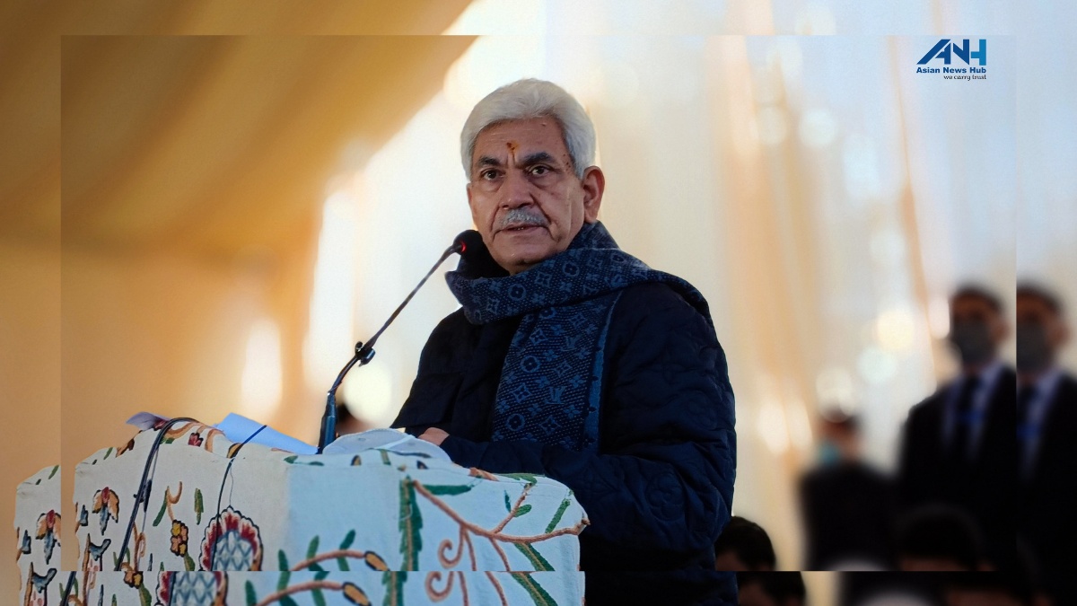 COVID situation improves; can reopen schools amid COVID SoPs: J&K LG Manoj Sinha Will deliberate on re-opening schools, colleges if Covid situation improves further in next 15 days: LG Manoj Sinha