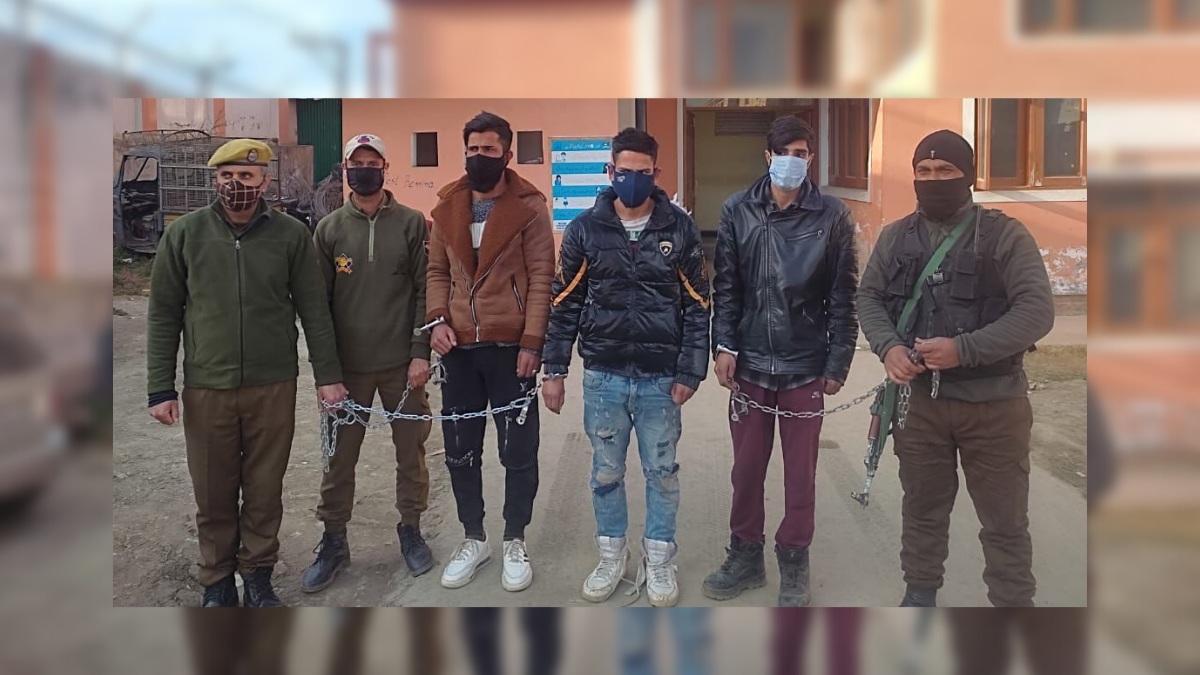 03 held for kidnapping and sexually assaulting a minor girl in Srinagar: Police 03 held for kidnapping and sexually assaulting a minor girl in Srinagar: Police