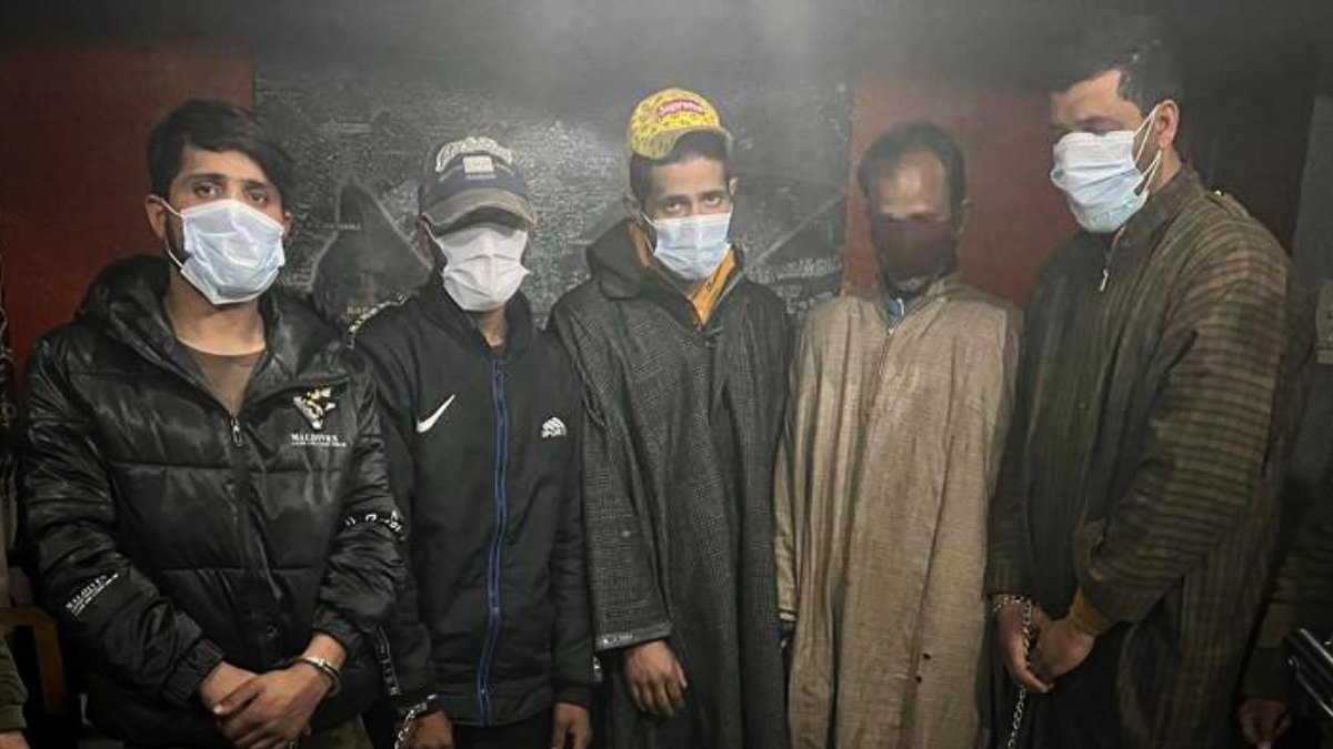 Dastgeer Sahib Shrine theft case solved, 02 accused from Kupwara held: Police