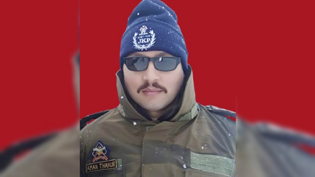 Police pays tributes to DySP Aman Thakur Police pays tributes to DySP Aman Thakur