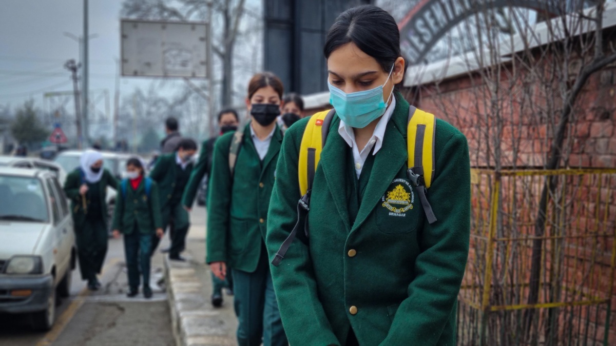 Govt allows Pvt schools to hike transportation charges by only 12 percent Jubiliations, emotions mark School reopening in Kashmir