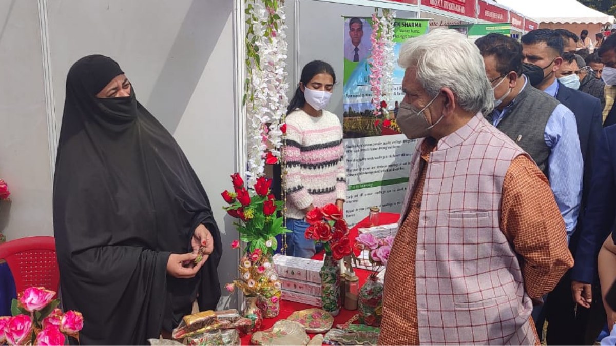 LG Manoj Sinha inaugurates ‘Kisan Mela’ at SKUAST, Jammu