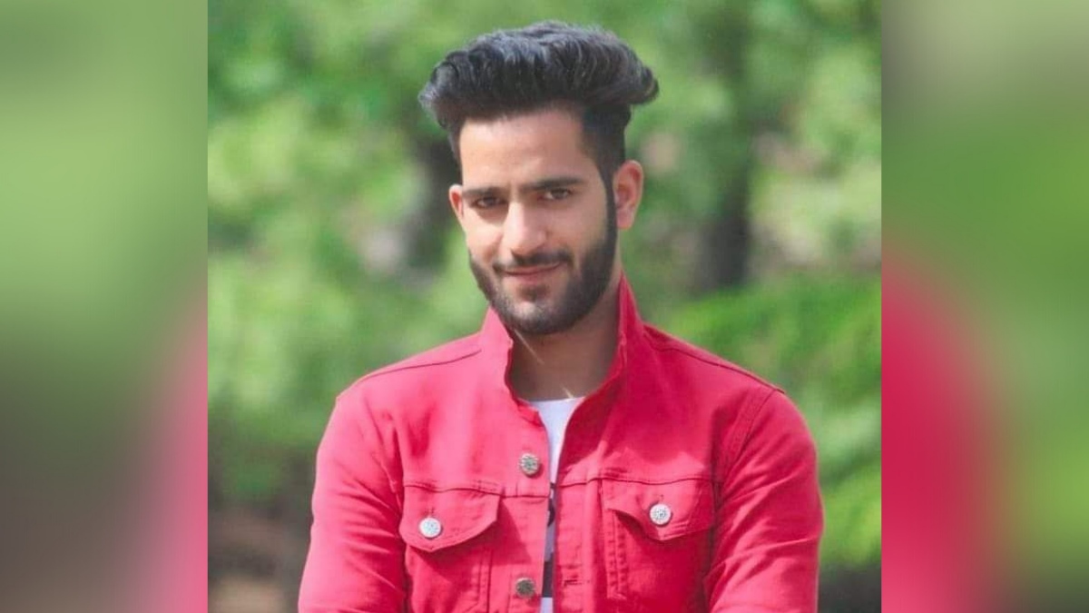 Student electrocuted to death at GDC Bijbehara, his classmates stage protest