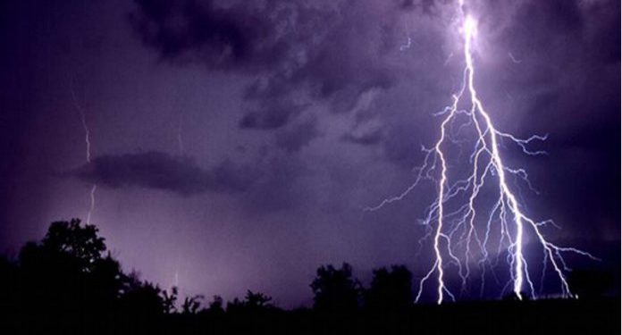 Panic in Kulgam villages after cloudburst in forest area Lightning kills man in Budgam