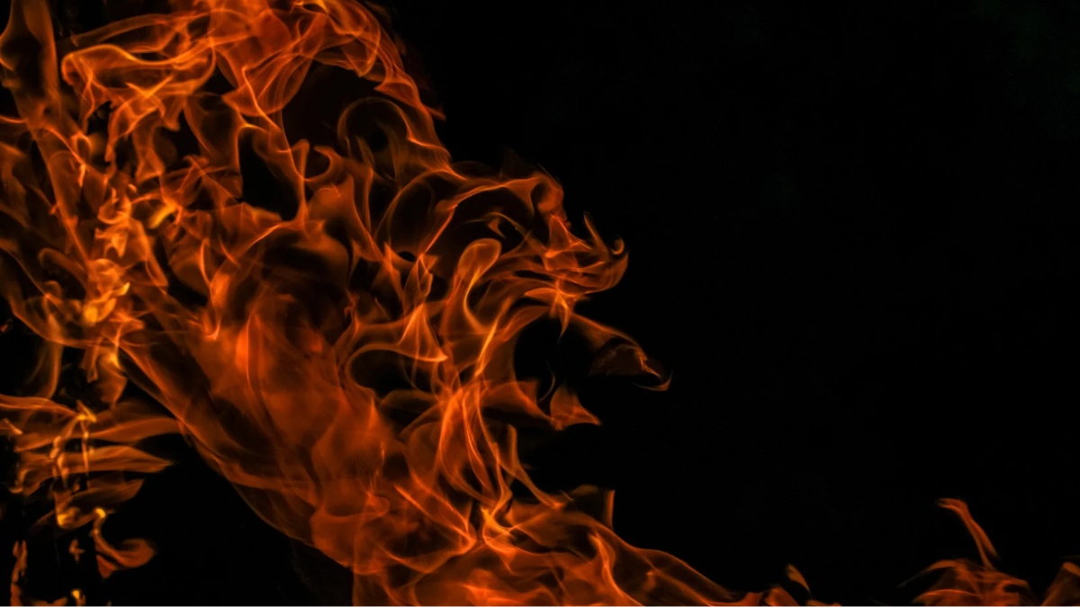 Fire damages five houses in Baramulla