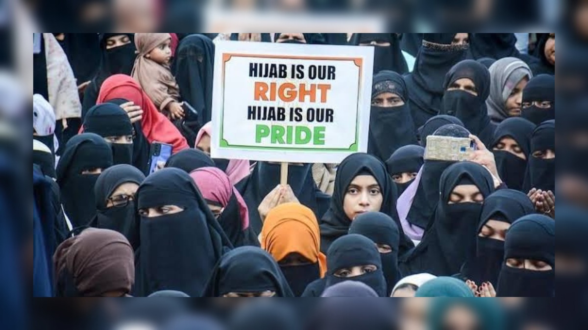 6 students suspended for wearing hijab