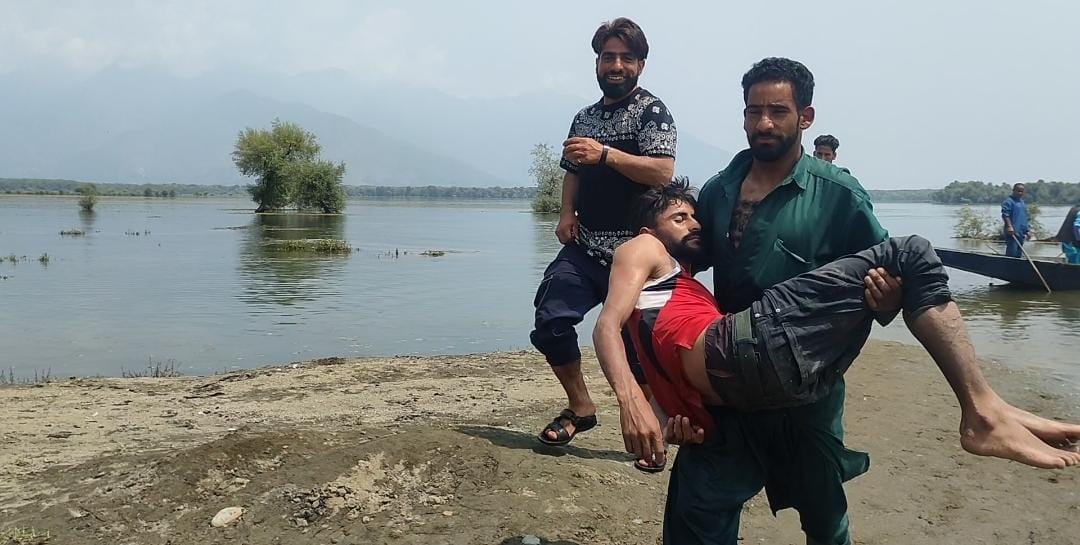 Teenager drowns to death in Wular lake Teenager drowns to death in Wular lake