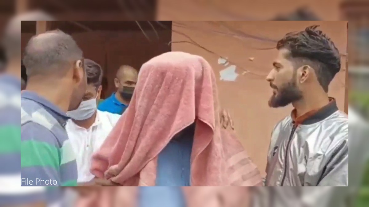 Tehsildar, his clerk arrested for demanding, accepting bribe in Srinagar: ACB