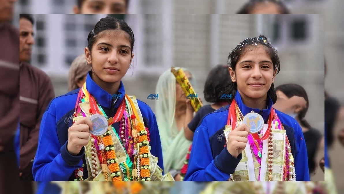 Twin sisters from Bemina Sgr bag gold, silver medals in International Wushu championship Twin sisters from Bemina Sgr bag gold, silver medals in International Wushu championship