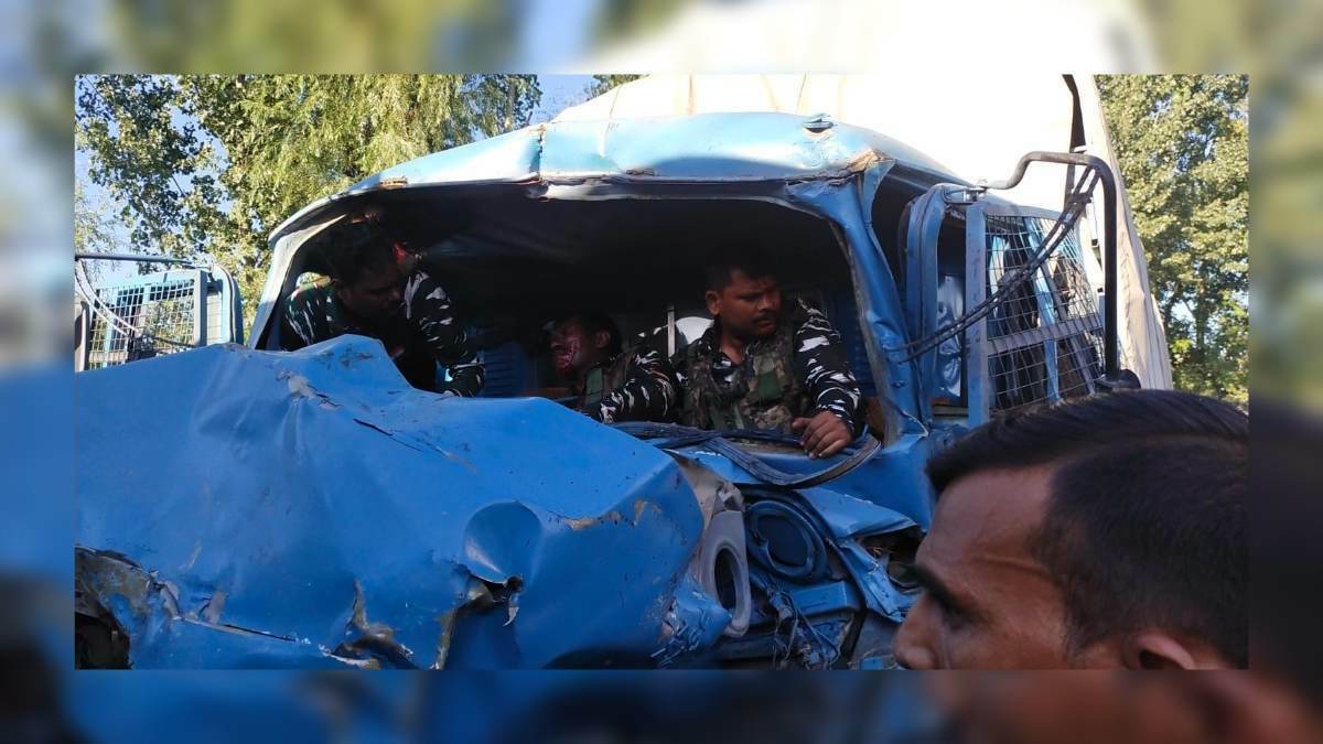 8 CRPF jawans injured in Sumbal road accident, one critical