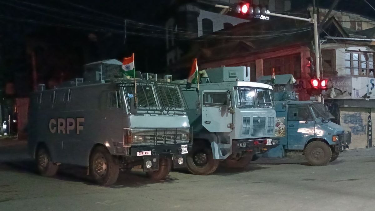 Nowhatta encounter: Vehicle used by lashkar militants seized: police