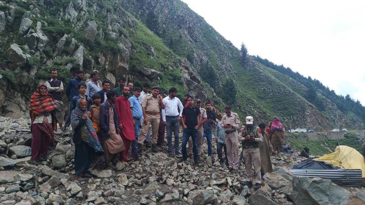 80 animals killed, makeshift tent swept away after cloudburst hit Jawahar Tunnel area