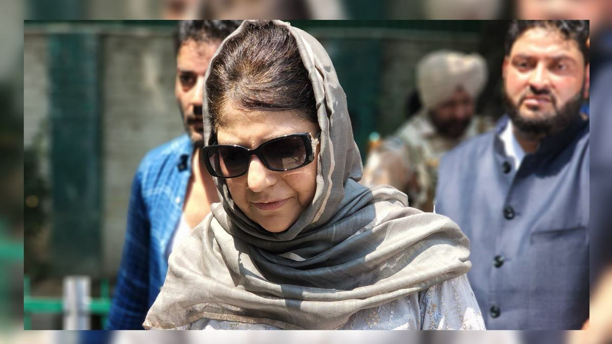 Will leave Govt accommodation: Mehbooba Mufti Voting Rights to Non-Locals: Mehbooba calls for all party meeting to decide future course of action