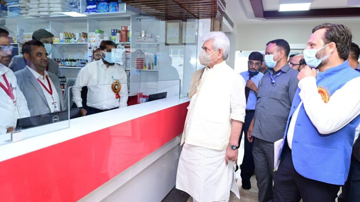 LG inaugurates 150-bedded Ujala Cygnus Kashmir Superspeciality Hospital in Nowgam, Sgr