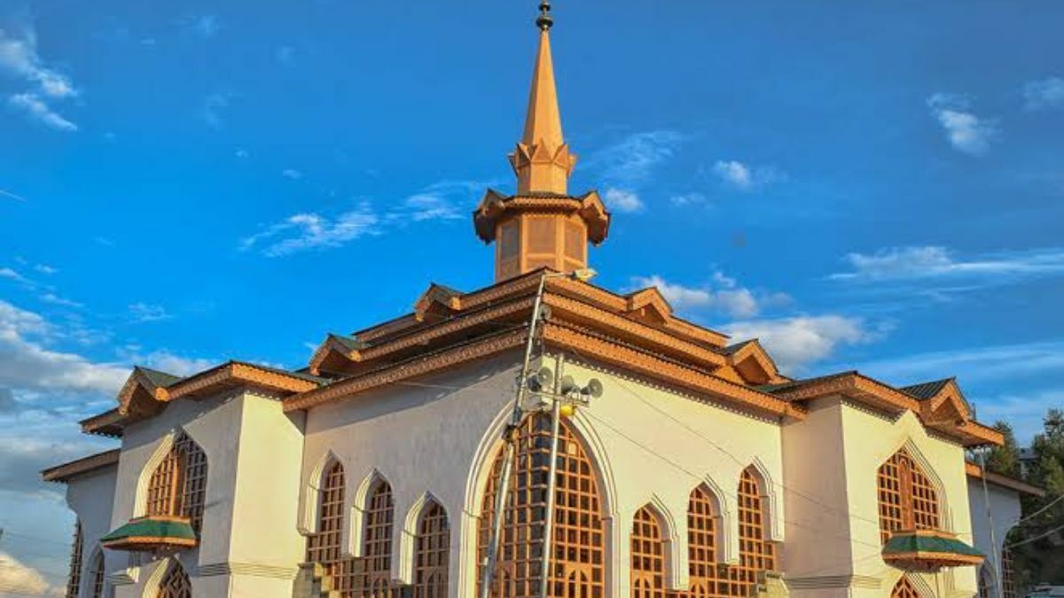 Waqf imposes ban on receiving of donations forcibly & through exploitative means by people at Ziyarats