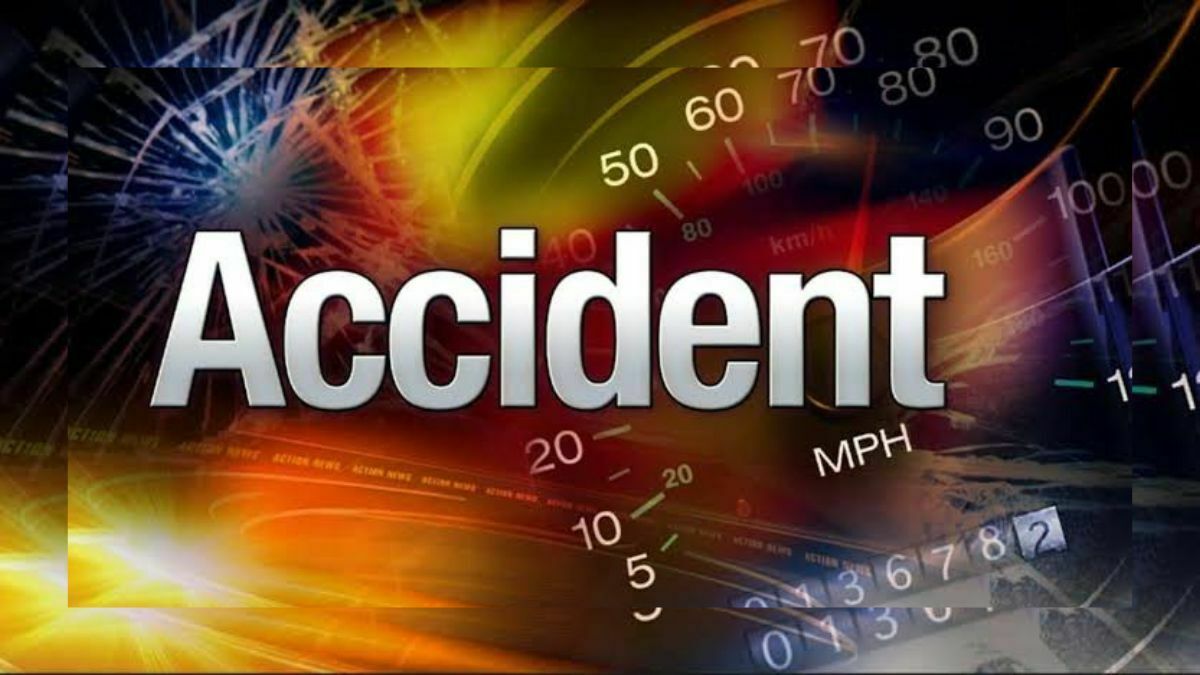 3 killed as vehicle falls into gorge in J&K Man injured in Tengpora accident, succumbs
